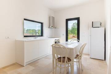 Trullo per 5 Persone in Traghetto, Ostuni, Foto 4