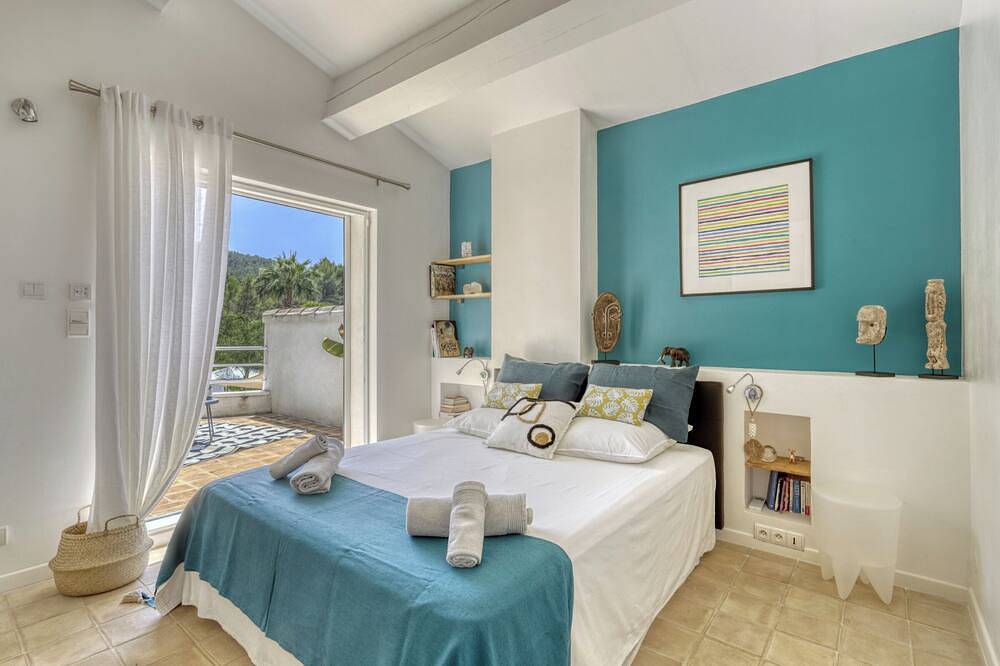 Villa Terre de soleil - vue mer in Carqueiranne, Côte méditerranéenne (France)