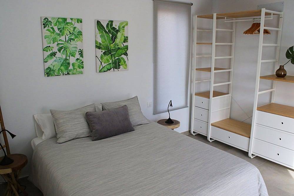 Villa \"Cielo Azul\", moderne Villa mit beheiztem Salzwasserpool,  Wlan  300Mbit/s in Lajares, La Oliva