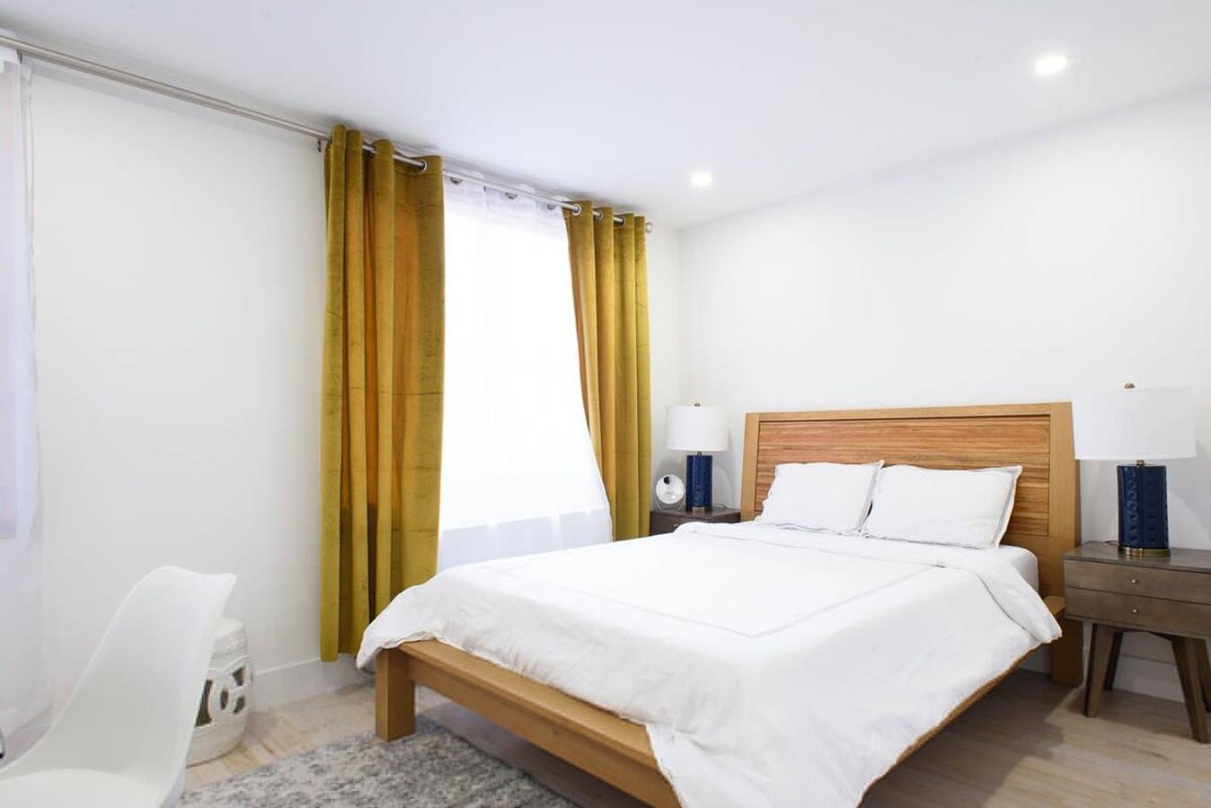 Entire apartment, 75-5B Luxury 3Br Duplex W d Elevator bldg in Manhattan, New York City