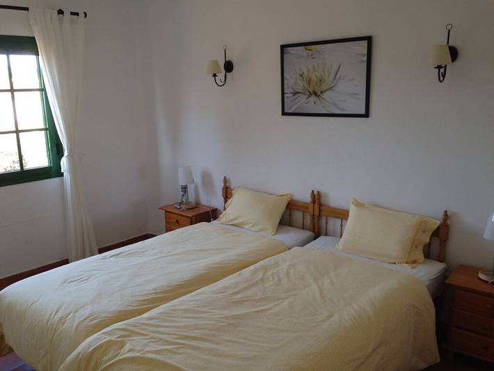 Bungalow für 4 Personen, mit Terrasse und Pool in Playa Blanca - 2