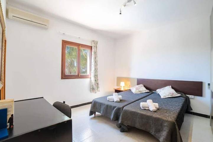 Ferienhaus für 8 Personen, mit Pool und Terrasse sowie Garten in Porto Cristo - 4