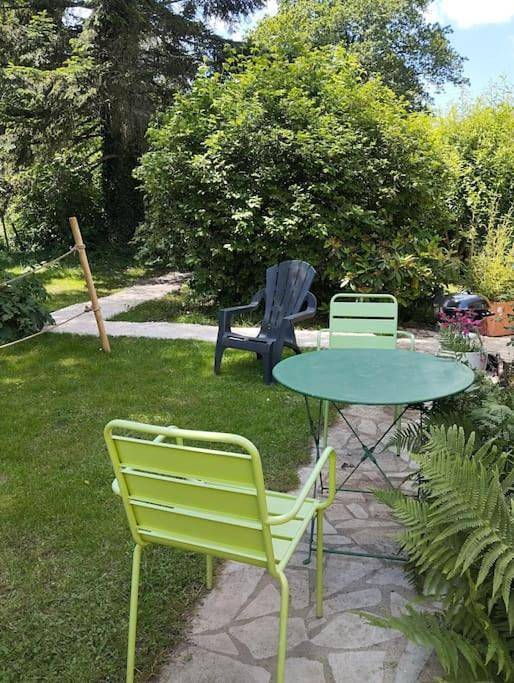 Gîte pour 2 personnes, avec vue et jardin à Saint-Brisson - 4