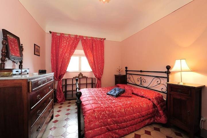 Villa il Frassine in Rignano sull'Arno, Valdarno