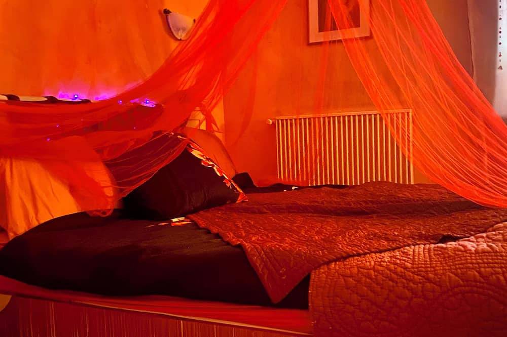 Mas des Vignes hacienda B&B - Maison- gates of Paris -Suresnes- Bois de Boulogne in Suresnes, Altos del Sena