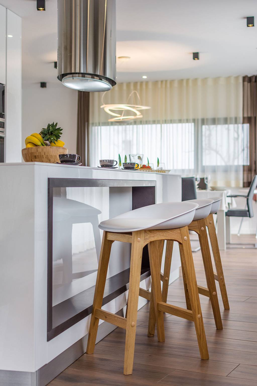 A spacious villa with a swimming pool, jacuzzi and in Novigrad, Regio Umag