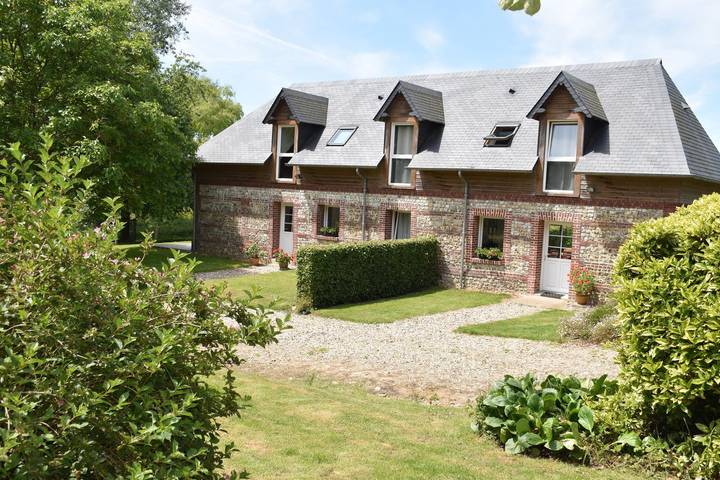 Gîte pour 4 personnes, avec terrasse et jardin, animaux acceptés - 1