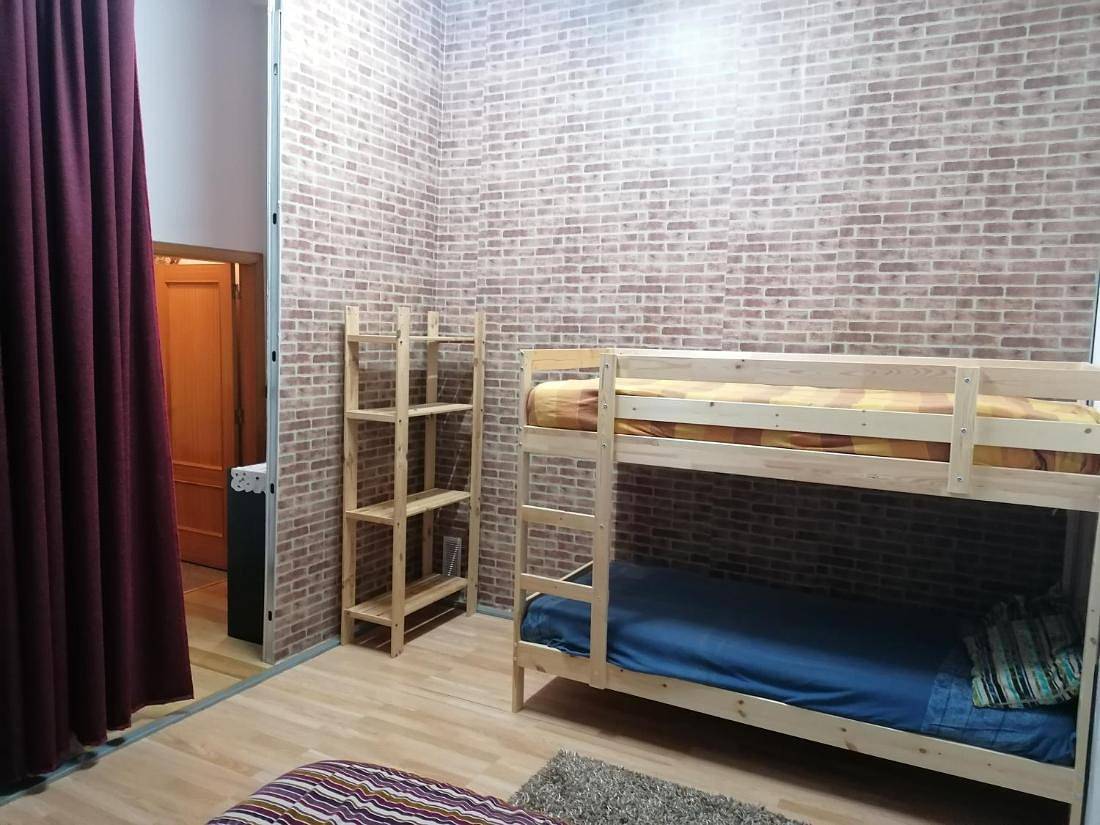 Bed 11 in a 6-bed mixed dormitory room in Costa de Lisboa
