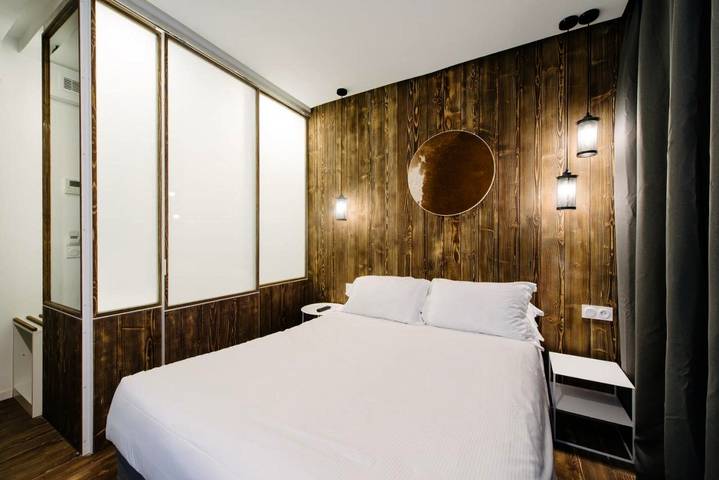 Hôtel pour 2 personnes, avec sauna ainsi que jacuzzi et jardin à Clichy - 2