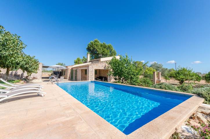 Finca für 6 Personen, mit Terrasse in Porreres