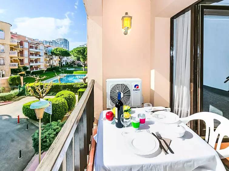 Apartamento entero, 3 Pièces 5 Personnes in Ampuriabrava, Alt Empordà