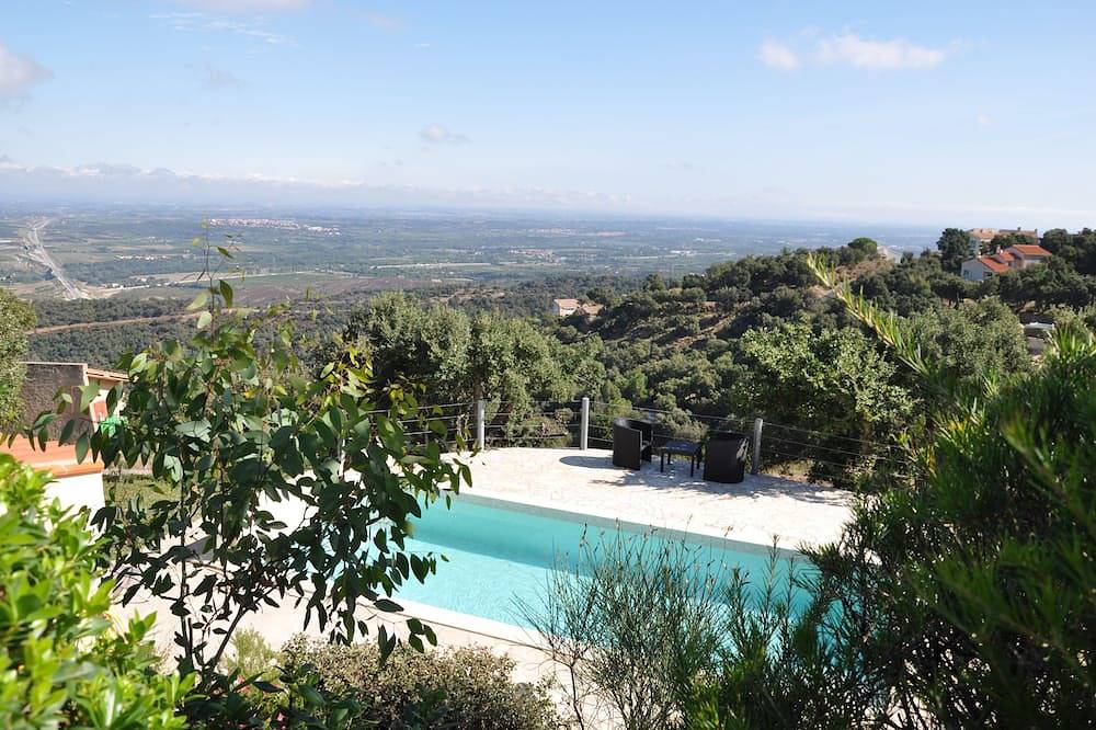 Villla de montagne avec piscine, vue splendide sur la mer in Le Boulou, Côte méditerranéenne (France)