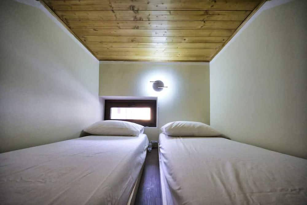 Apt.Civetta - `La Baita Civetta 1955` in Rocca Pietore, Dolomiti Superski