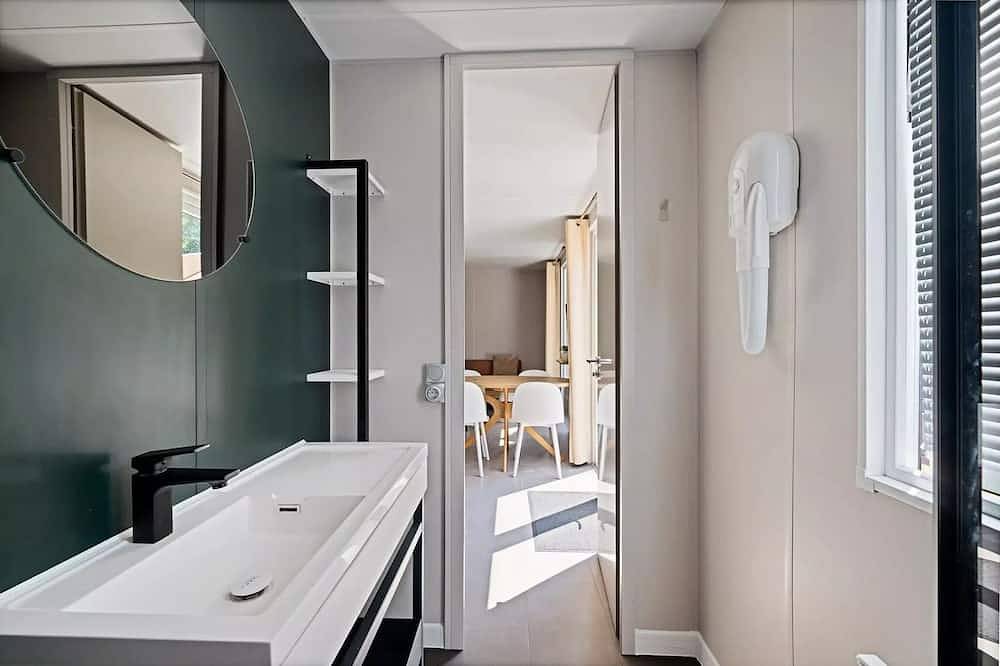 Vlinder mobile home sleeps 4 in Friesland
