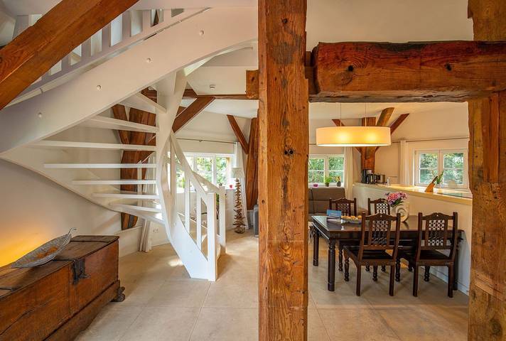 Ferienhaus für 4 Personen, mit Terrasse und Garten sowie Ausblick und Seeblick in Born a. Darß - 2