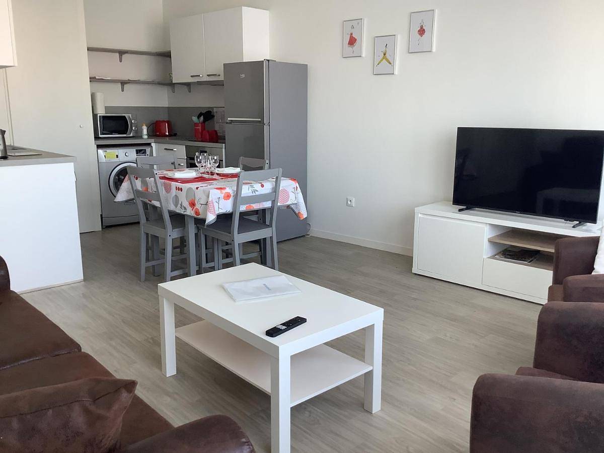 Appartement entier, L'étape Rémoise, le calme aux portes de Reims in Bezannes, Marne