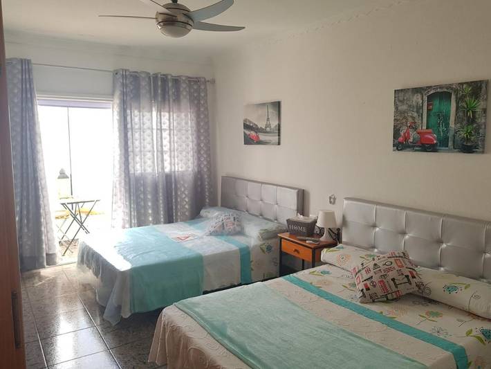 Apartamento de vacaciones para 5 personas, con vistas y balcón - 1