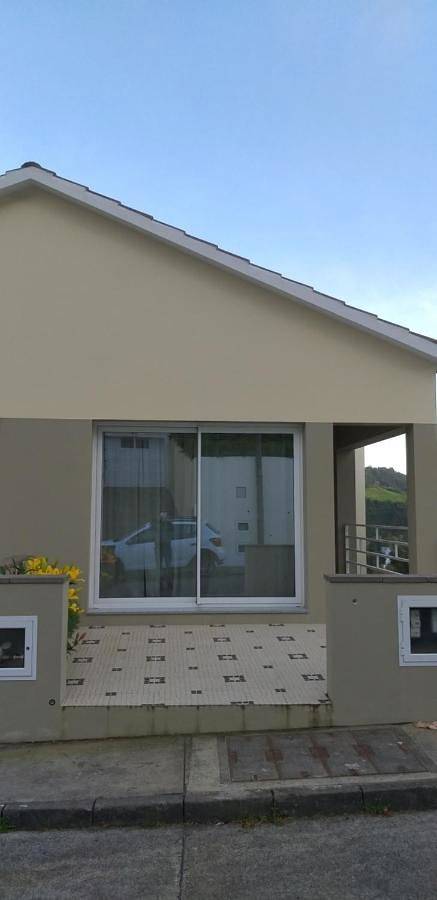 Three-Bedroom Villa in São Miguel Island, Furnas