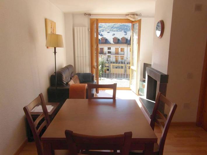 Ferienwohnung für 4 Personen, mit Pool und Ausblick sowie Terrasse - 1