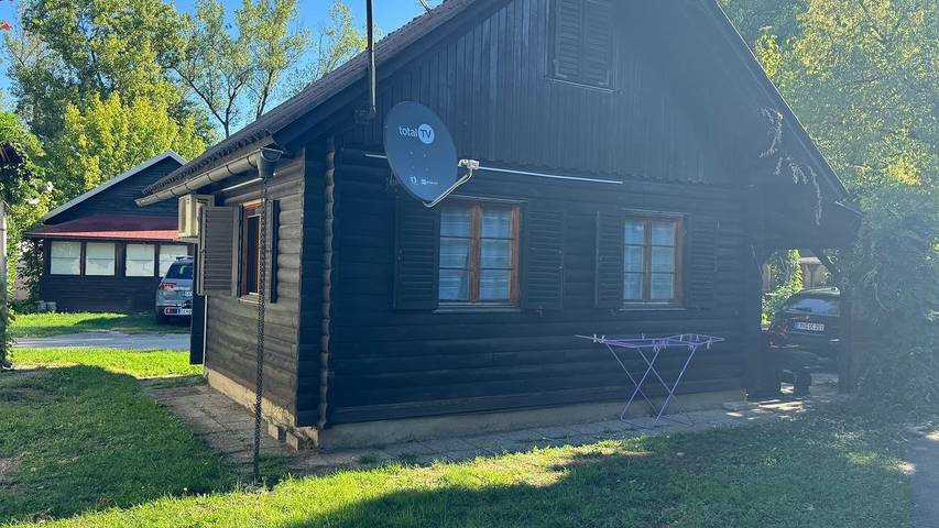 Location de vacances pour 4 personnes, avec terrasse et sauna ainsi que jacuzzi et piscine dans Brežice - 3
