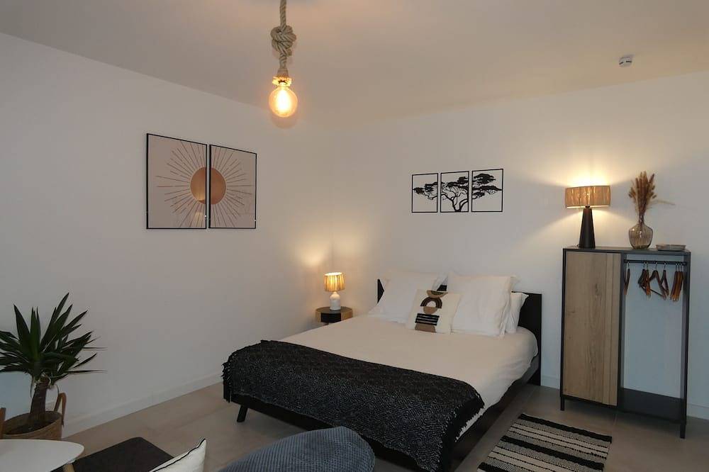 Entire apartment, Spacieux Studio in Lunel-Viel, Côte d'Améthyste