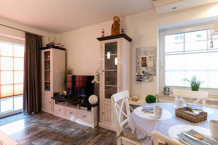 Ferienhaus für 4 Personen, mit Garten und Terrasse in Neßmersiel - 3