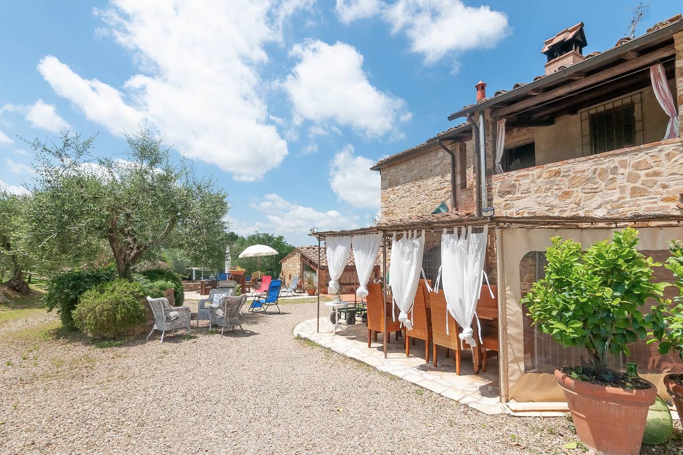 Agriturismo 'Molinuzzo - Marzio' with shared pool, private terrace, and Wi-Fi in Barberino Tavarnelle, Chianti