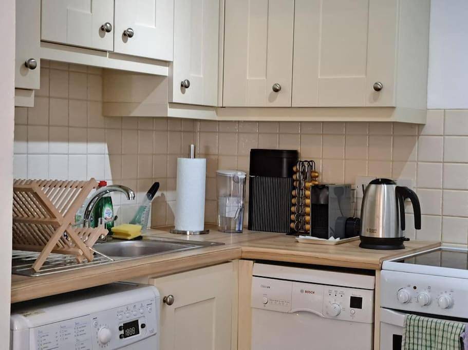 Entire apartment, Two-Bedroom Apartment in St Minver Lowlands, Pentire Point - Widemouth