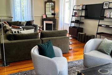 Cottage pour 14 personnes, avec jardin et balcon à Adast