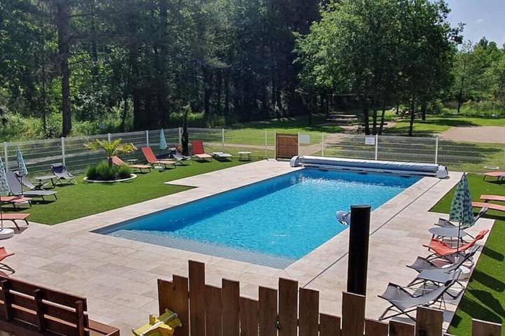 Maison de vacances pour 14 personnes, avec piscine et jardin dans Sologne
