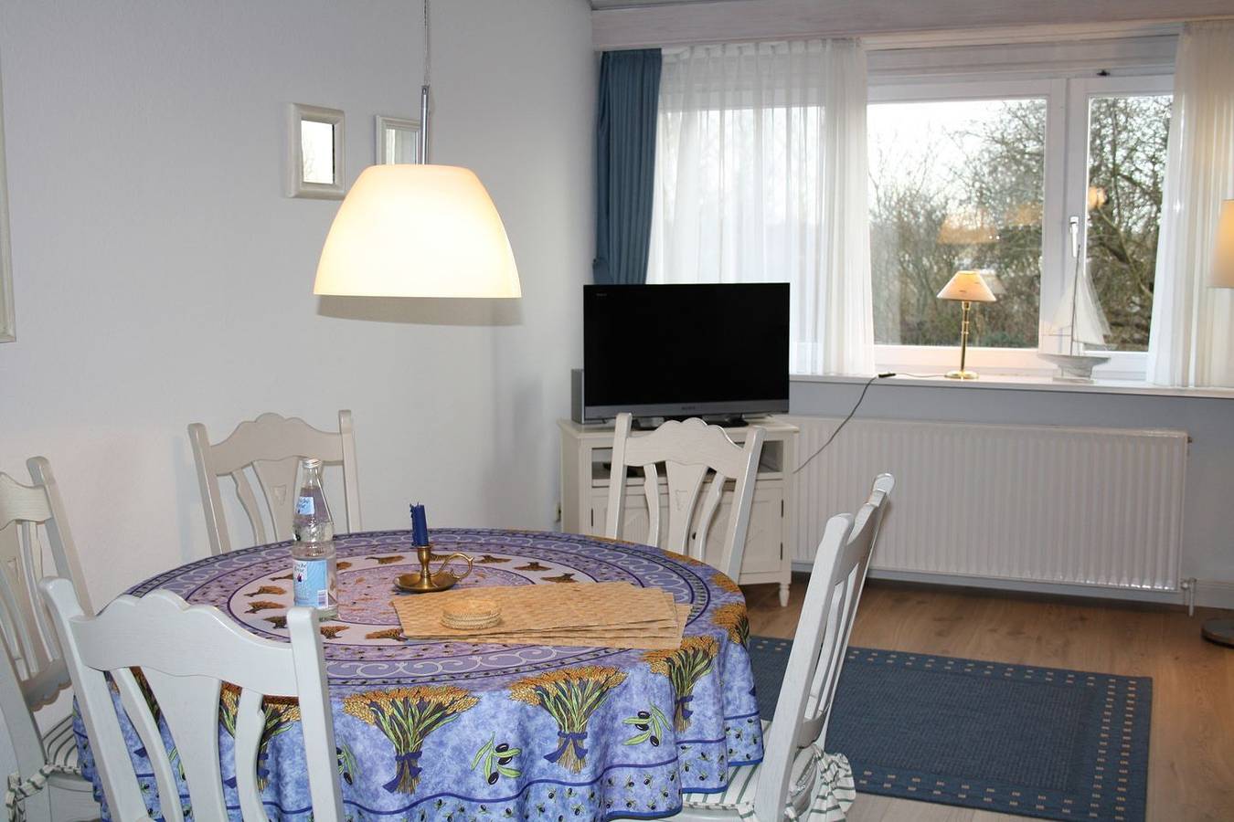 Ganze Wohnung, Komfortable Ferienwohnung mit Sauna, Garten und Parkplatz in Tinnum in Tinnum, Sylt (Gemeinde)