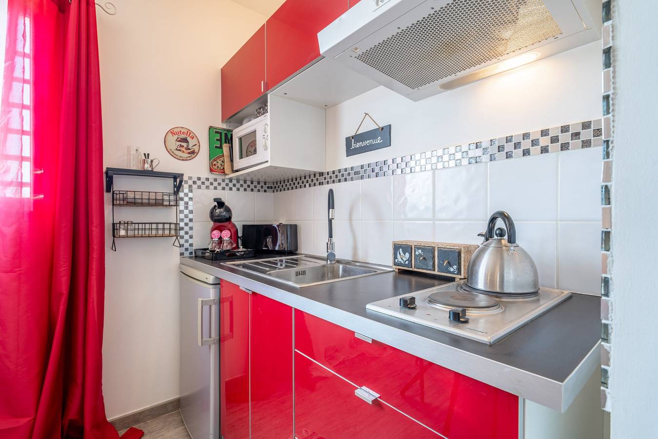 Ganzes Studio, Studio „La Perle Du Sud“ mit privatem Patio, Wlan und Klimaanlage in Villeneuve-lès-Béziers, Mittelmeerküste (Frankreich)