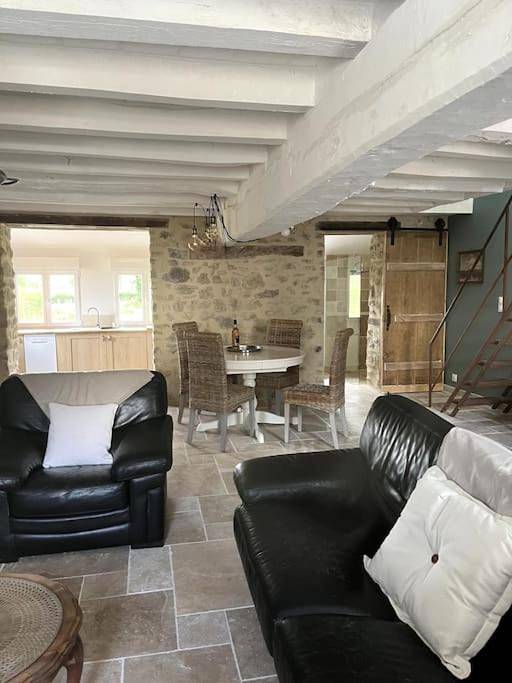 Location de vacances pour 4 personnes, animaux acceptés à Mailhac-sur-Benaize - 4