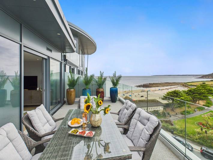 Apartment for 4 people, with balcony, child-friendly in Falmouth (Cornwall)