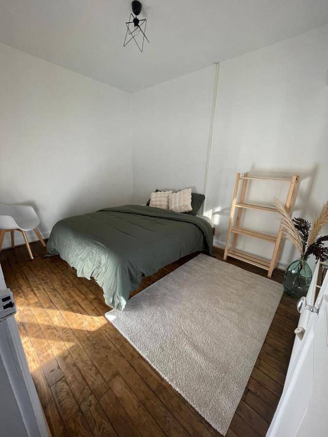 Location de vacances pour 4 personnes, avec jardin à Saint-Julien-les-Villas - 2
