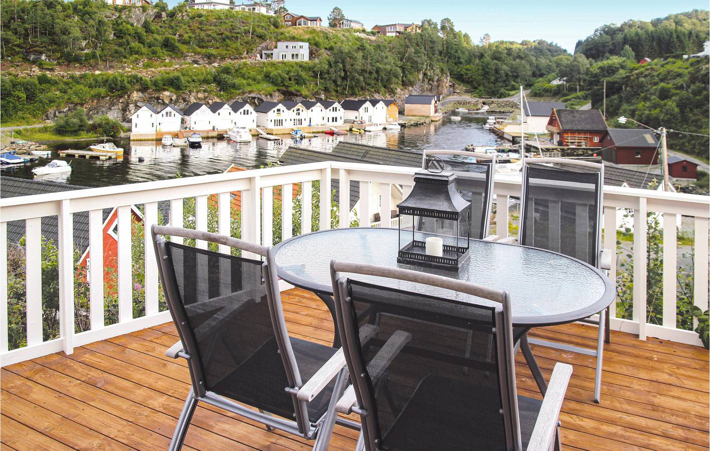 Ferienhaus für 8 Personen mit Terrasse in Hardangerfjord