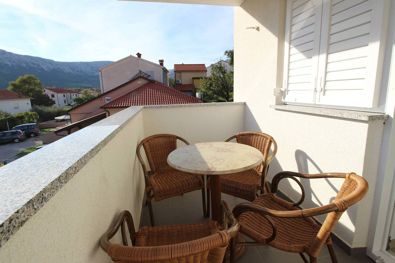 Apartamento entero, Apartment Cugalj - 1st Floor, with Balcony, 300 m from the Beach in Baska, Krk (isla)