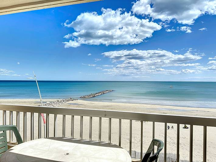 Location de vacances pour 4 personnes, avec Balcon et Terrasse dans l' Hérault