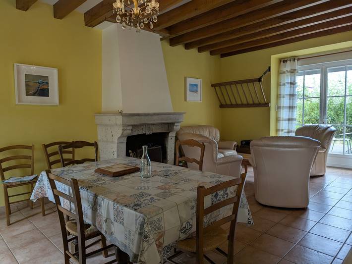 Ruhige Unterkunft bei Orleans, Haustiere erlaubt, Terrasse und Garten in Vennecy, Loire-Tal
