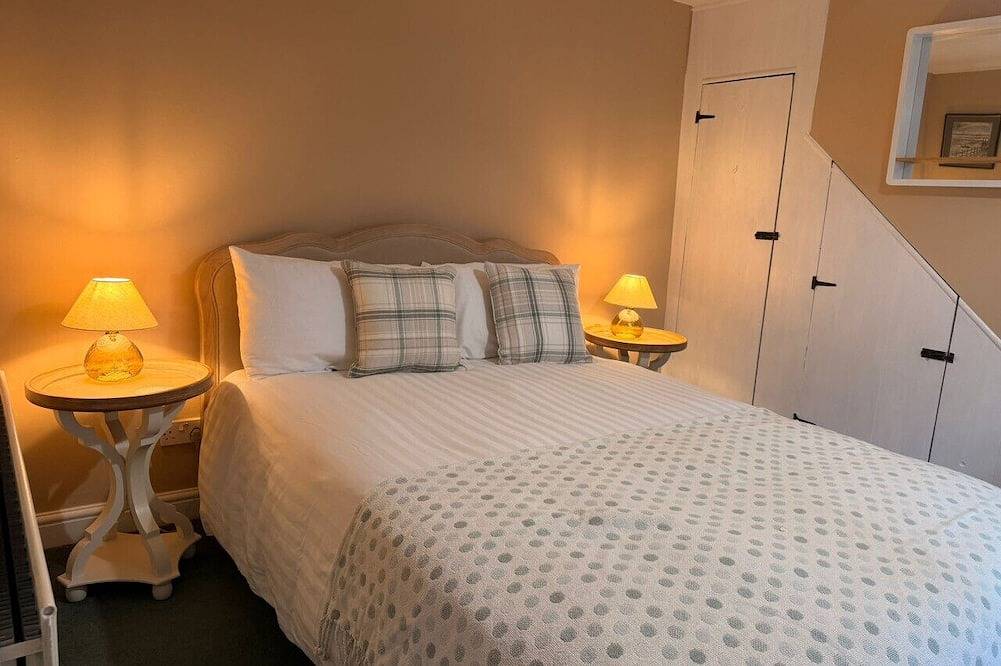 Entire apartment, Lorash Cottage, Ashbourne in Ashbourne, Derbyshire