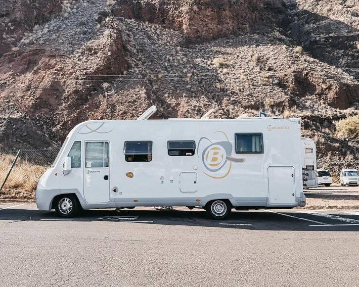Camping para 4 personas, con vistas en Canarias