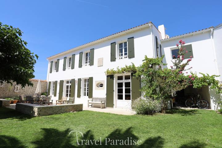 Chalet para 10 personas, con terraza y jardín - 1