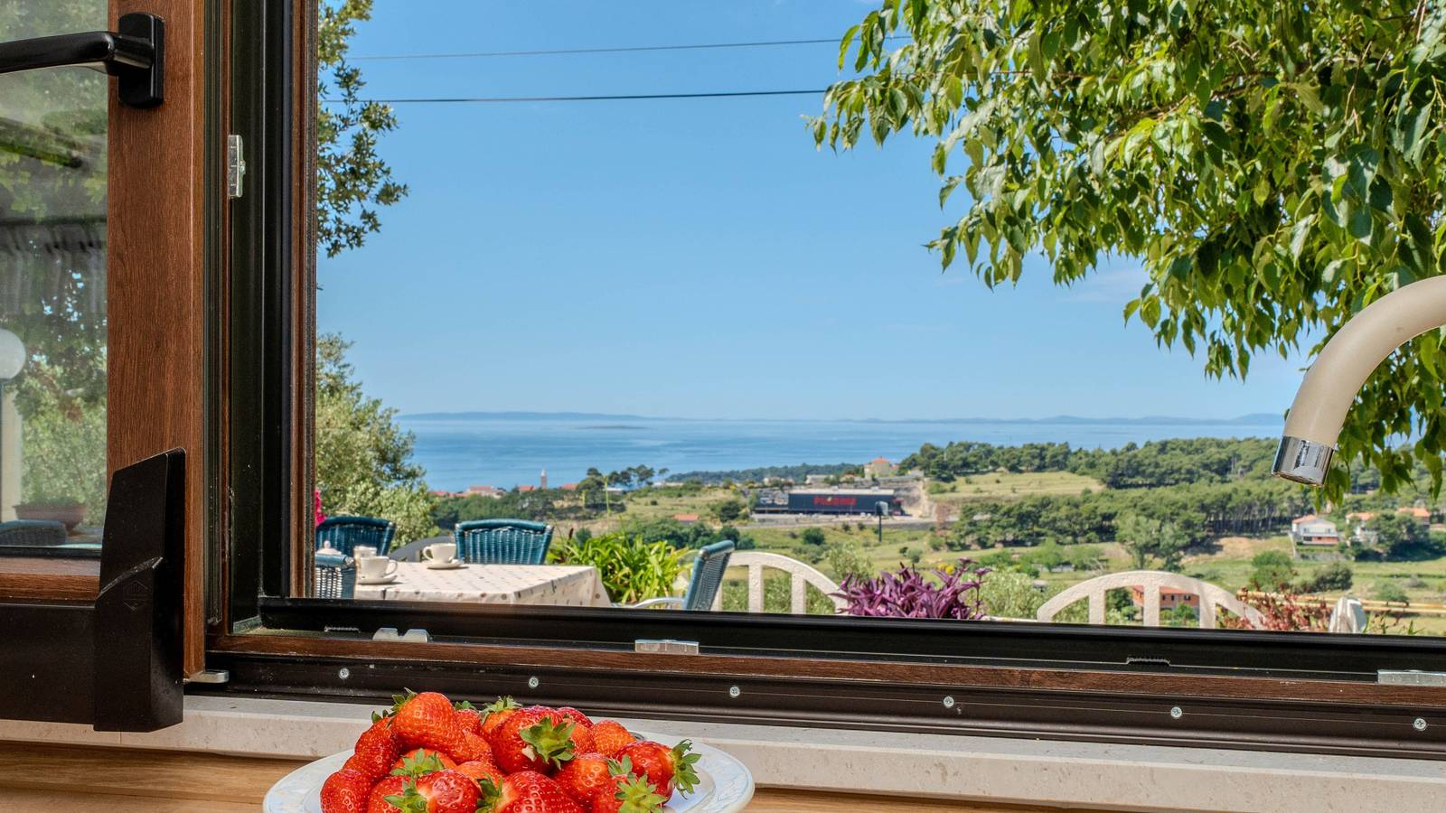 Villa Stari Dvori by Villas Guide in Banjol, Rab