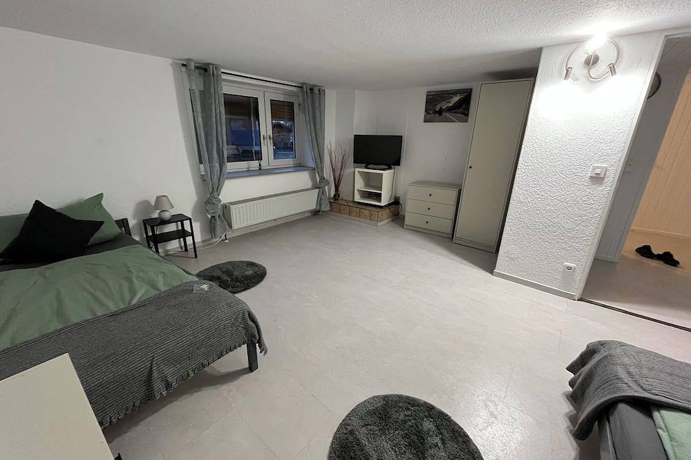 Ganze Wohnung, Klein aber fein in Nöpke. in Neustadt am Rübenberge, Aller-Leine-Tal