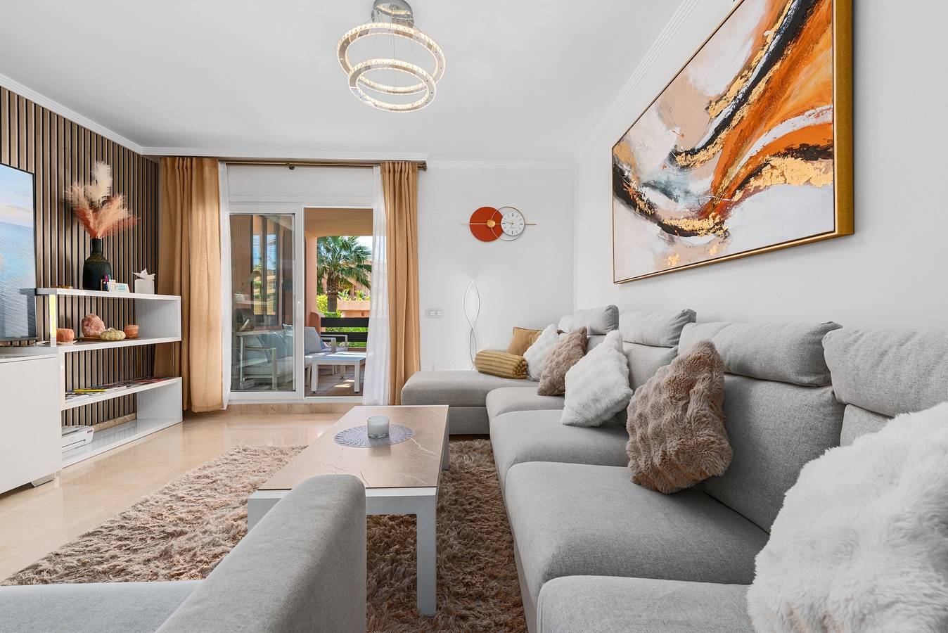 Apartamento entero, Apartamento 'Casares Beach Golf' con piscina compartida, Wi-Fi y aire acondicionado in Playa Ancha, Casares