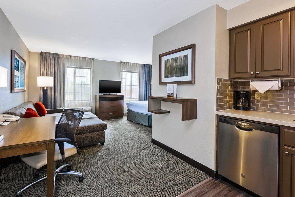 Monolocale intero, Staybridge Suites Kalamazoo in Kalamazoo, Contea di Kalamazoo