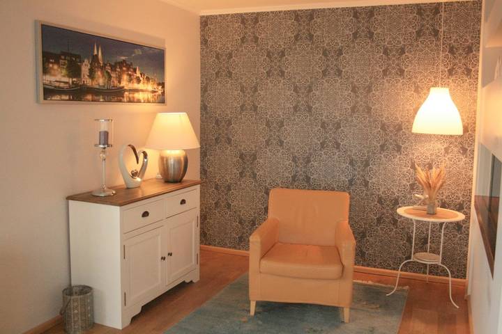 Ferienwohnung für 2 Personen, mit Balkon und Sauna sowie Seeblick in Travemünder Woche - 4