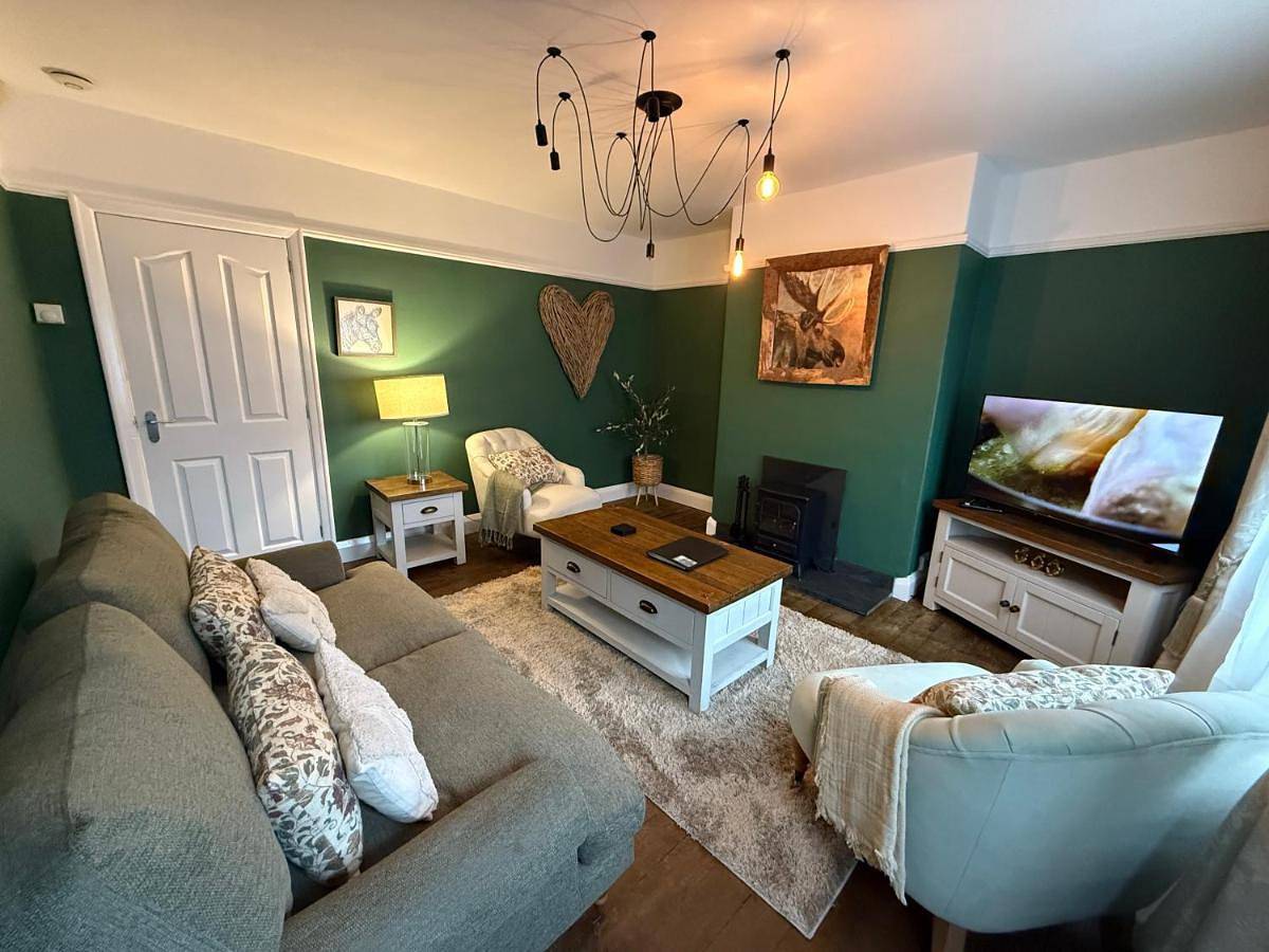 Two-Bedroom House in Barnsley, South Yorkshire