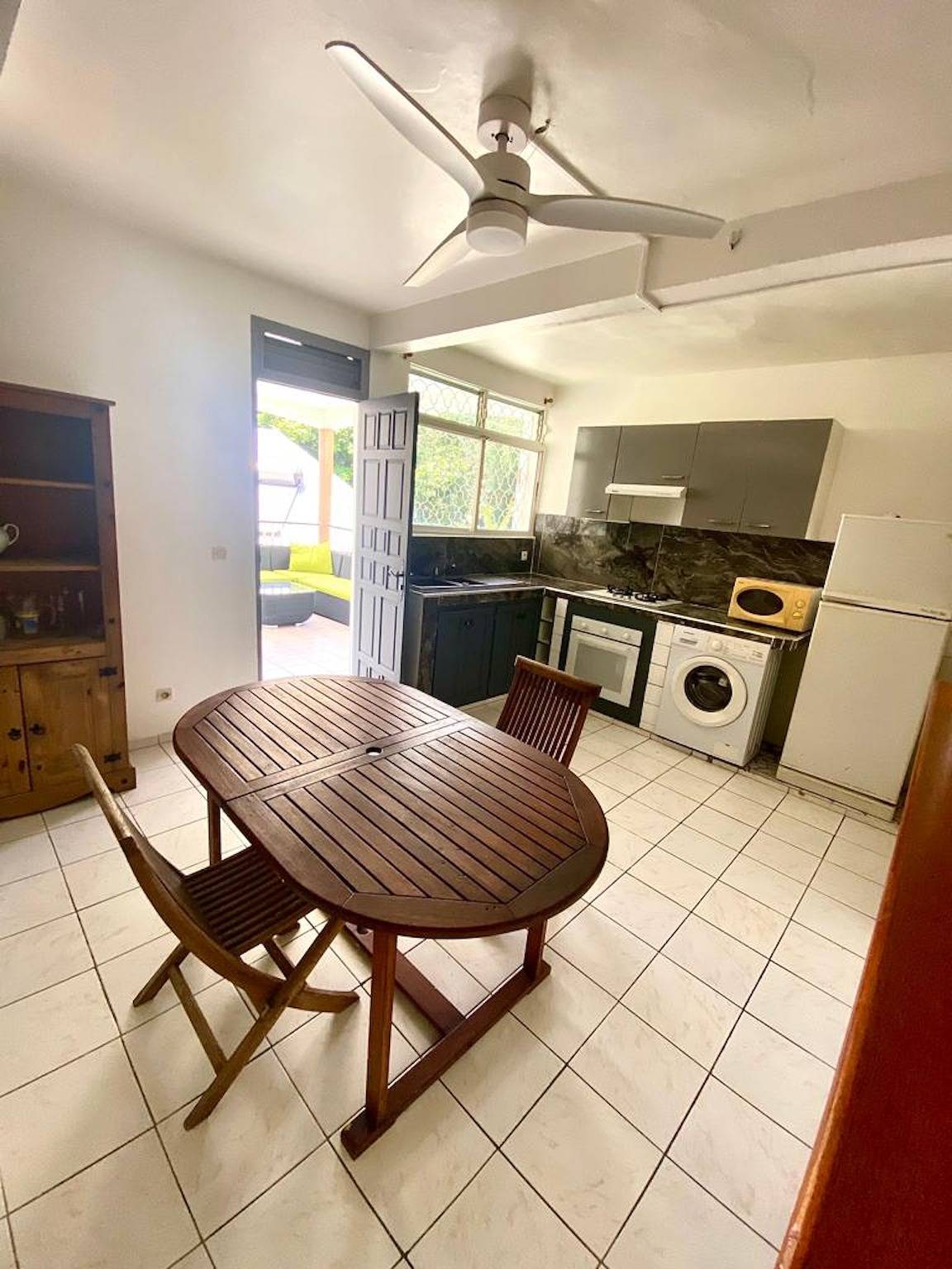Entire apartment, Charming Apartment in Le Gosier - 53 m² - Shared Pool in Le Gosier, Guadeloupe (Caribbean)