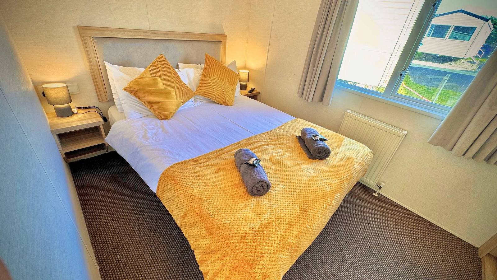 Entire apartment, Marton Mere - 3 Bedroom Caravan- by Holiday Homes in Blackpool Pleasure Beach, North West England